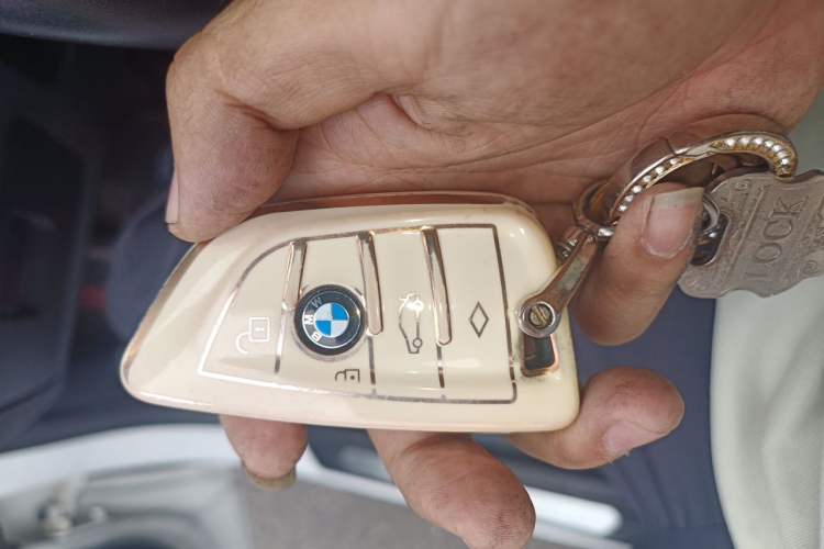 Used BMW X3 2020 xDrive28i Luxury Package Vehicle Key