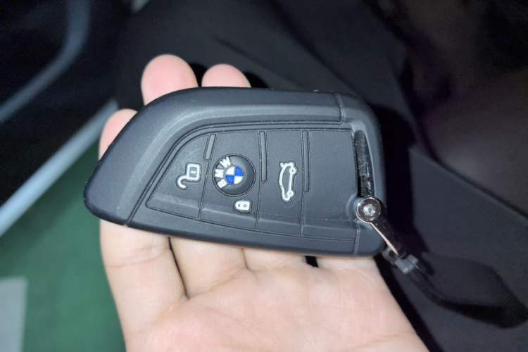 Used BMW X3 2020 xDrive30i Luxury Model with M Sport Package Vehicle Key