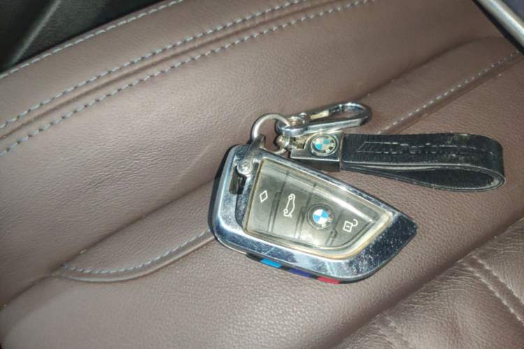 Used BMW X3 2020 xDrive28i Luxury Package Vehicle Key