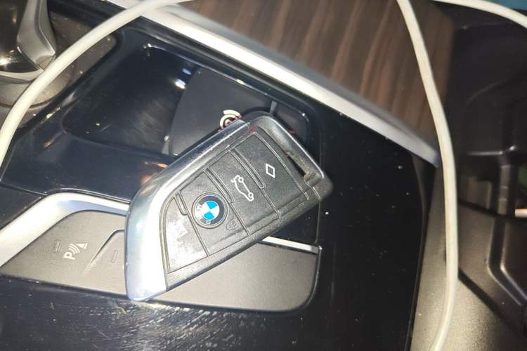 Used BMW X3 2020 xDrive28i Luxury Package Vehicle Key