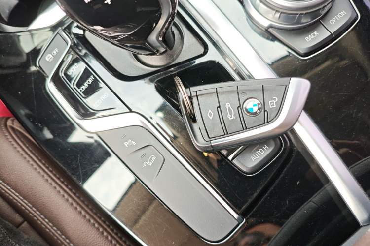 Used BMW X3 2020 xDrive25i Luxury Package Vehicle Key