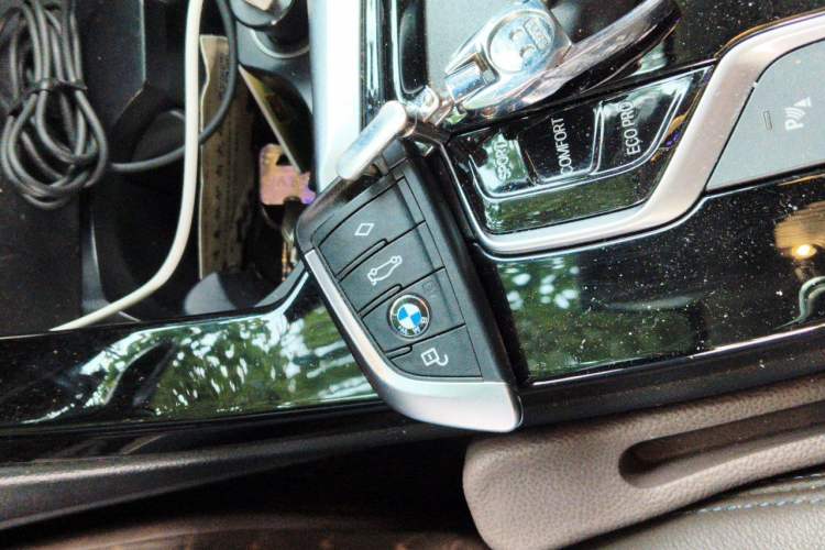 Used BMW X3 2020 xDrive28i Luxury Package Vehicle Key