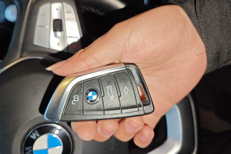 Used BMW X3 2020 xDrive25i Luxury Package Vehicle Key