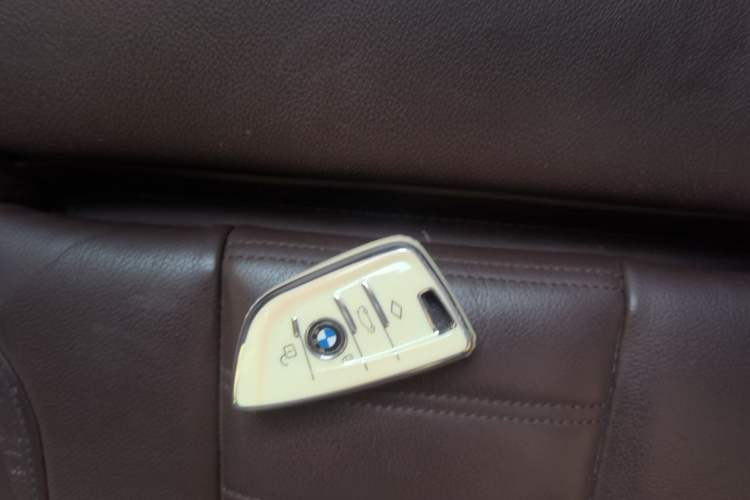 Used BMW X3 2020 xDrive28i Luxury Package Vehicle Key