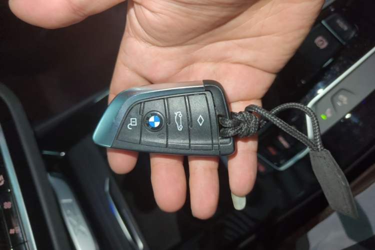 Used BMW X3 2020 xDrive28i Luxury Package Vehicle Key