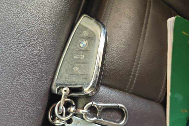 Used BMW X3 2020 xDrive28i Luxury Package Vehicle Key