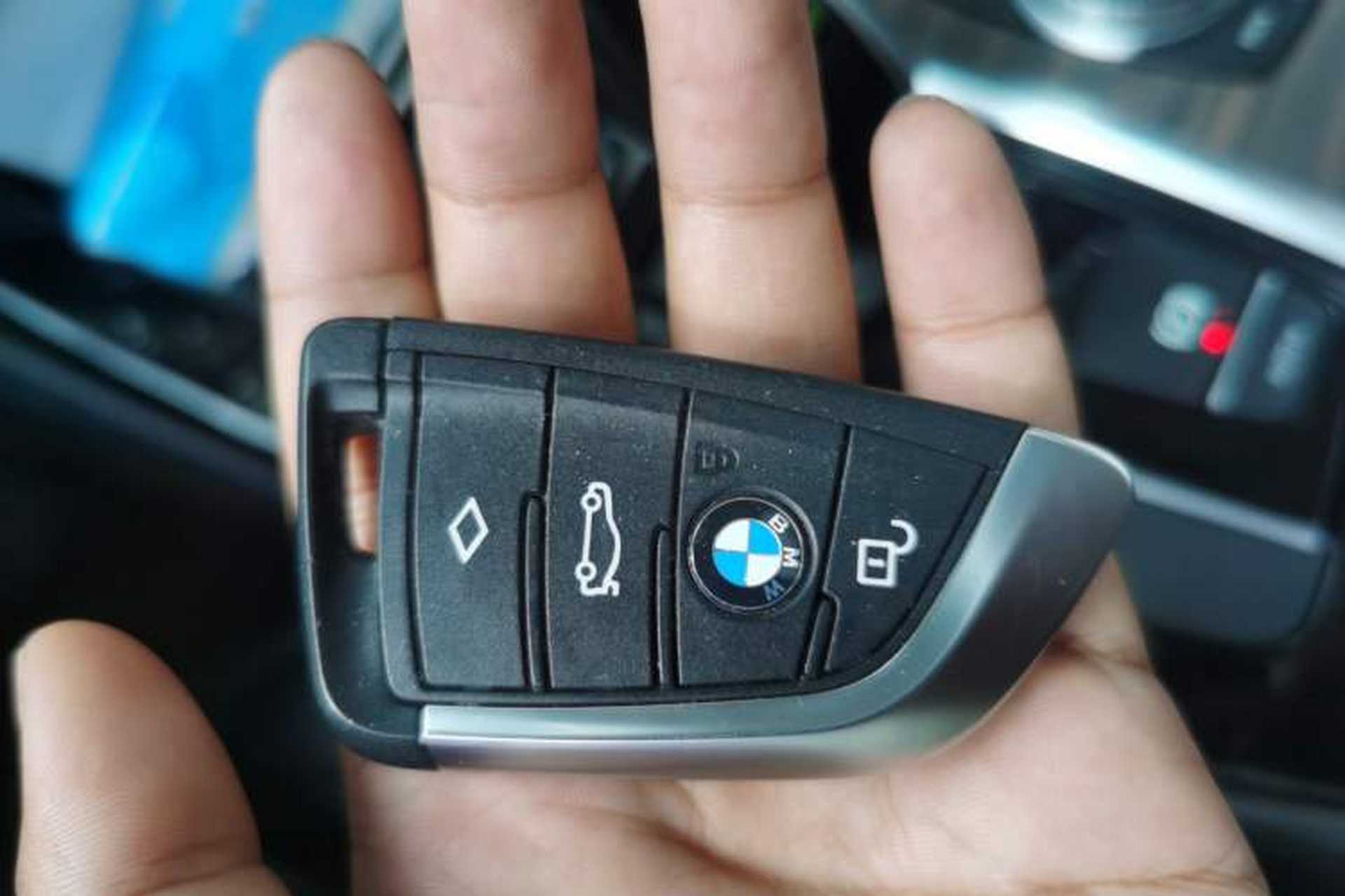 Used BMW X3 2020 xDrive28i Luxury Package Vehicle Key