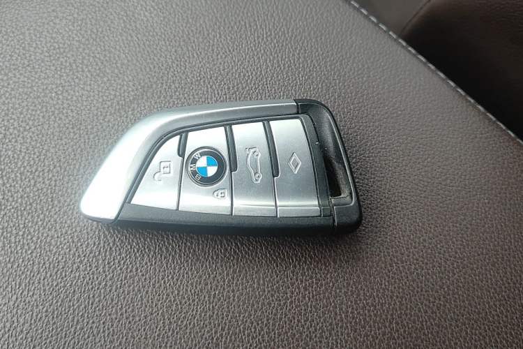 Used BMW X3 2020 xDrive30i Luxury Model with M Sport Package Vehicle Key