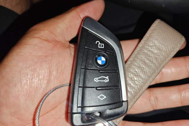 Used BMW X3 2020 xDrive30i Luxury Model with M Sport Package Vehicle Key