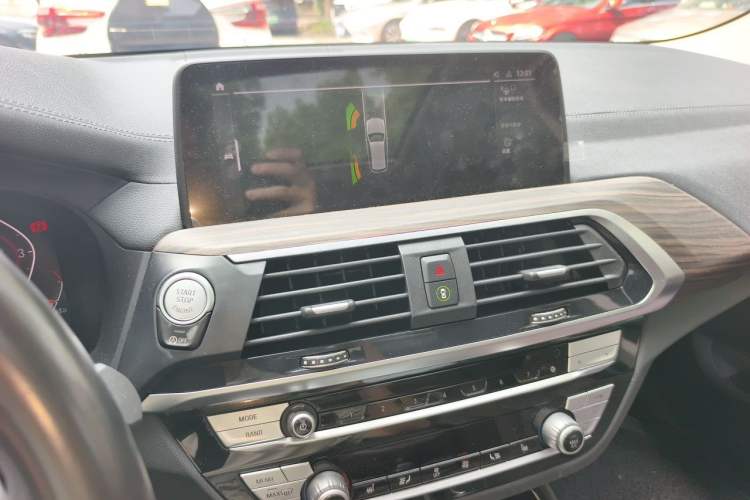 Used BMW X3 2021 Facelift xDrive28i M Sport Package Audio And AC Panel