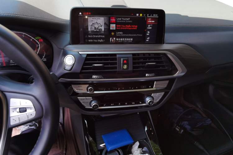 Used BMW X3 2021 xDrive28i Luxury Package Audio And AC Panel