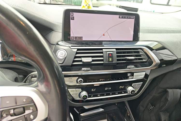 Used BMW X3 2021 xDrive25i M Sport Package Audio And AC Panel