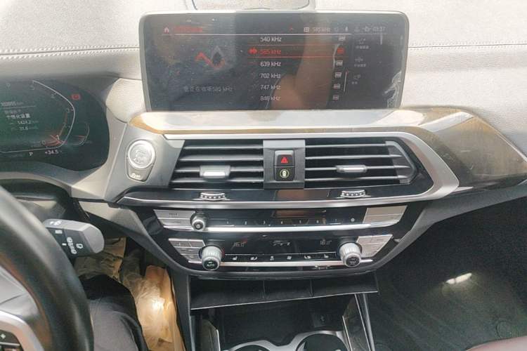 Used BMW X3 2021 Restyled xDrive30i Leading Edition M Sport Package Audio And AC Panel