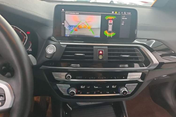 Used BMW X3 2021 Facelift xDrive25i Luxury Package Audio And AC Panel