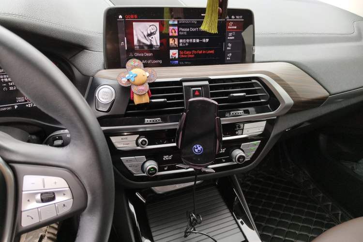 Used BMW X3 2021 xDrive28i Luxury Package Audio And AC Panel