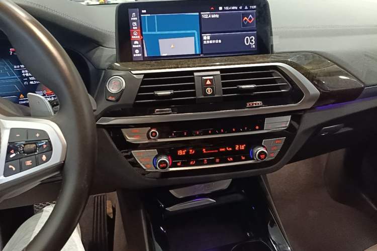 Used BMW X3 2021 Restyled xDrive30i Leading Edition M Sport Package Audio And AC Panel