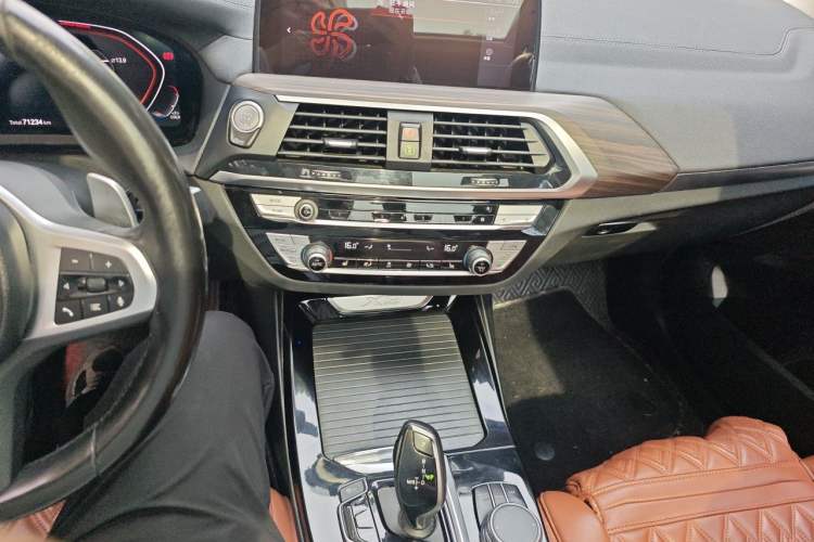 Used BMW X3 2021 xDrive28i M Sport Package Audio And AC Panel