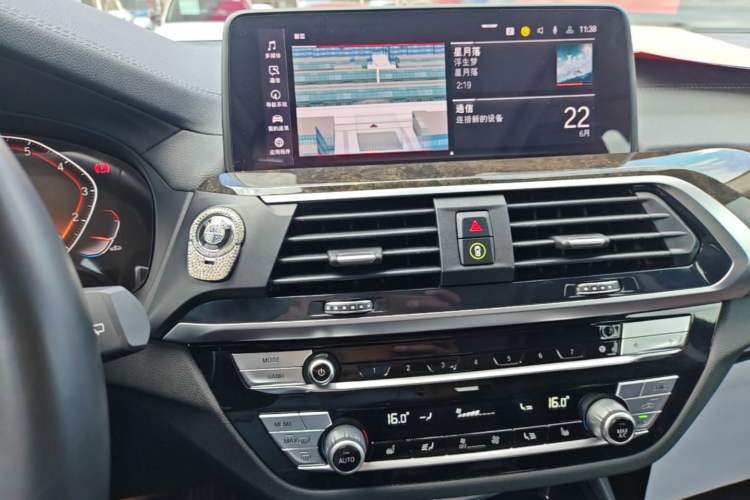 Used BMW X3 2021 Restyled xDrive30i Leading Edition M Sport Package Audio And AC Panel