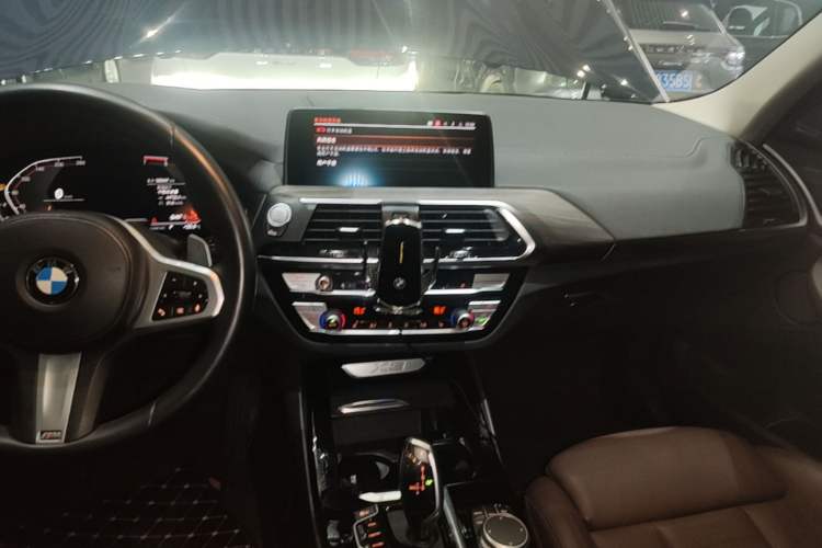 Used BMW X3 2021 xDrive30i Luxury Model with M Sport Package Audio And AC Panel
