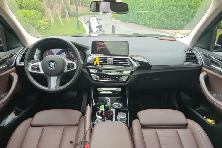 Used BMW X3 2021 xDrive25i M Sport Package Center Console