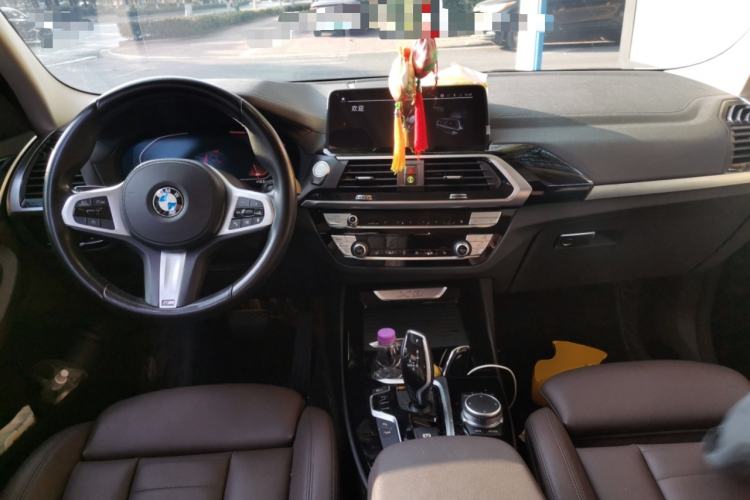 Used BMW X3 2021 xDrive25i M Sport Package Center Console