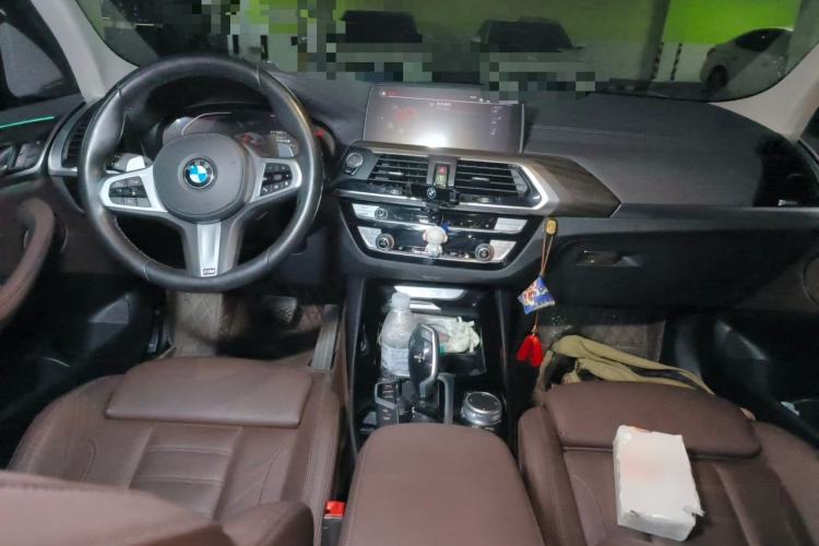 Used BMW X3 2021 xDrive28i M Sport Package Center Console