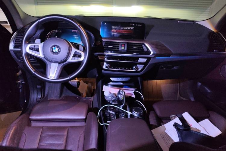 Used BMW X3 2021 xDrive28i M Sport Package Center Console