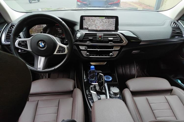 Used BMW X3 2021 xDrive25i M Sport Package Center Console