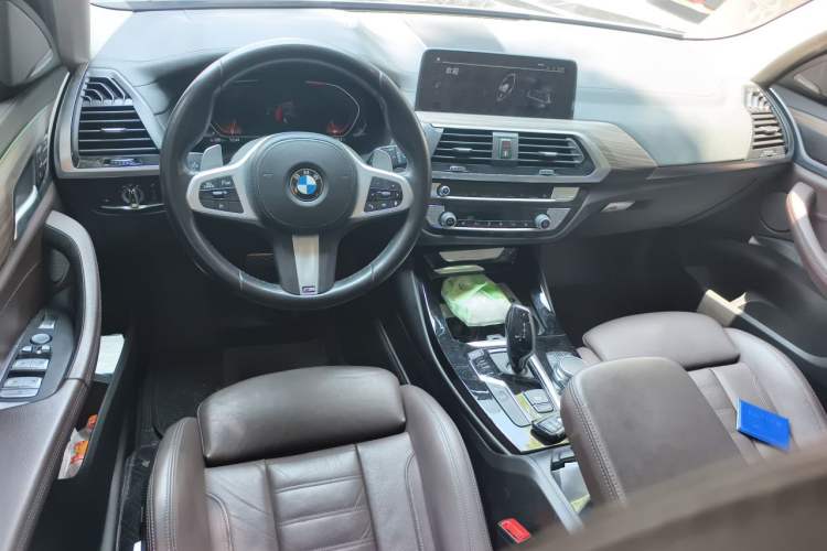 Used BMW X3 2021 Facelift xDrive28i M Sport Package Center Console