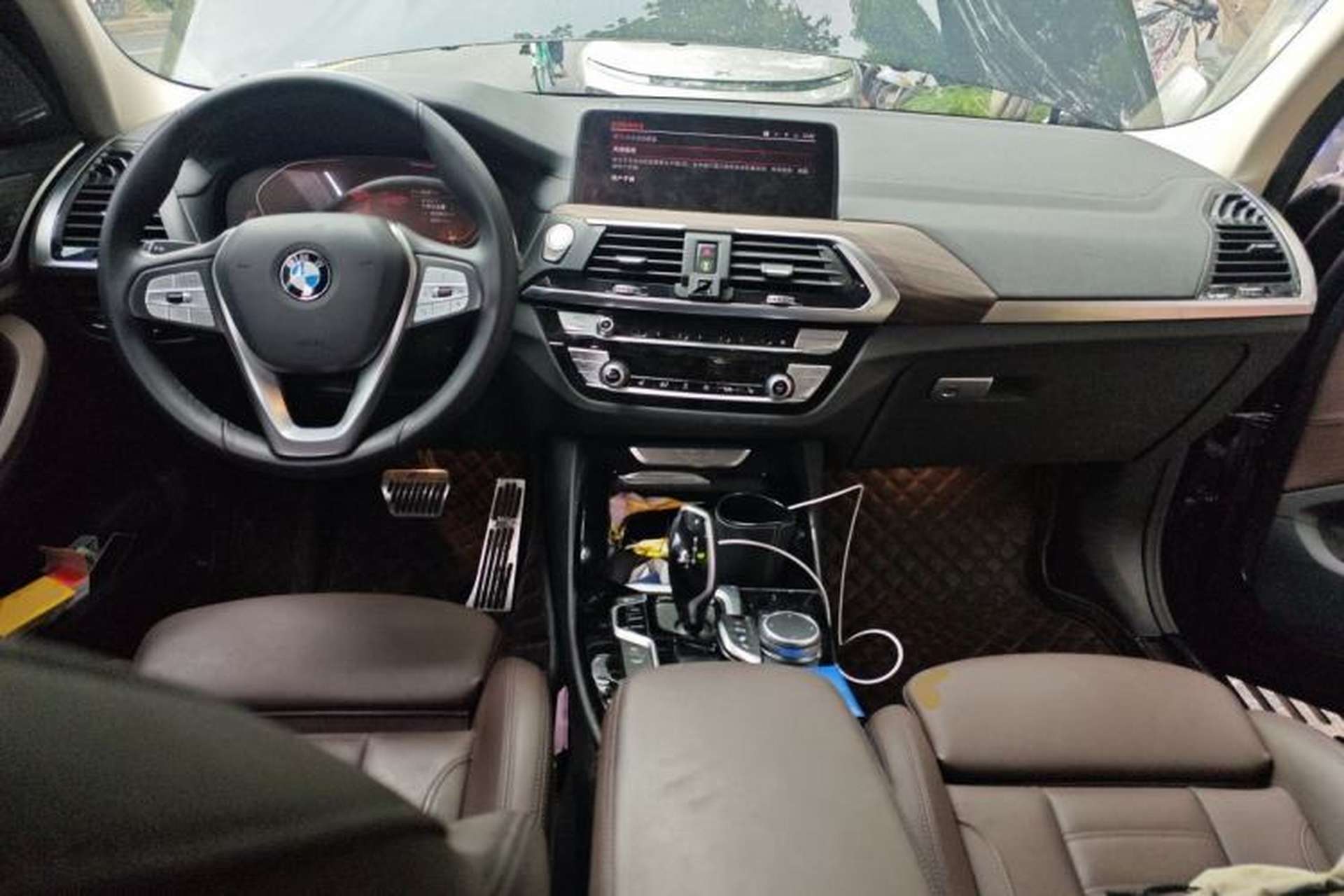 Used BMW X3 2021 Facelift xDrive28i Luxury Package Center Console