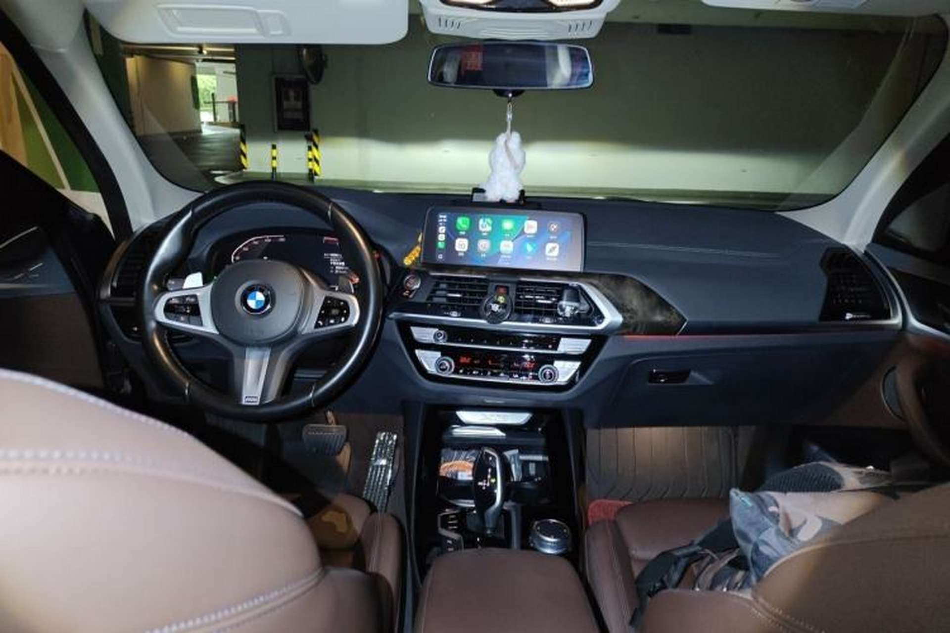 Used BMW X3 2021 Restyled xDrive30i Leading Edition M Sport Package Center Console