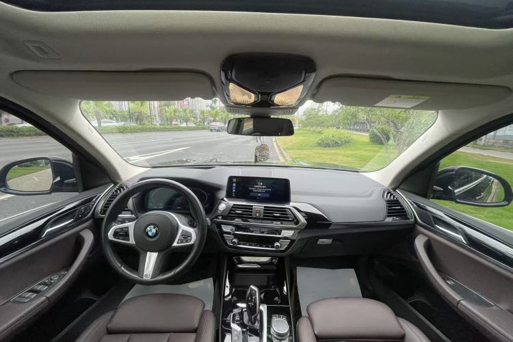 Used BMW X3 2021 xDrive25i M Sport Package Center Console