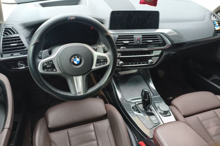 Used BMW X3 2021 xDrive30i Luxury Model with M Sport Package Center Console