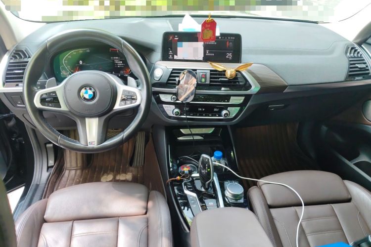 Used BMW X3 2021 xDrive28i M Sport Package Center Console