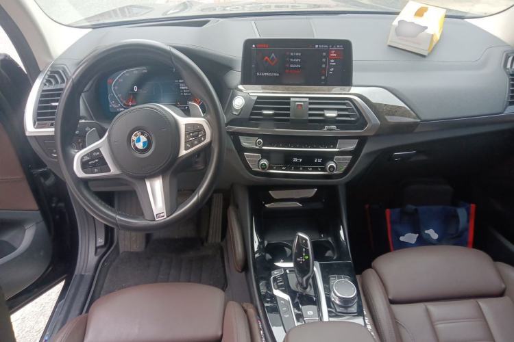 Used BMW X3 2021 Restyled xDrive30i Leading Edition M Sport Package Center Console