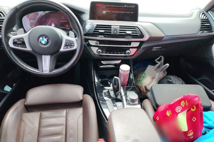 Used BMW X3 2021 xDrive28i M Sport Package Center Console