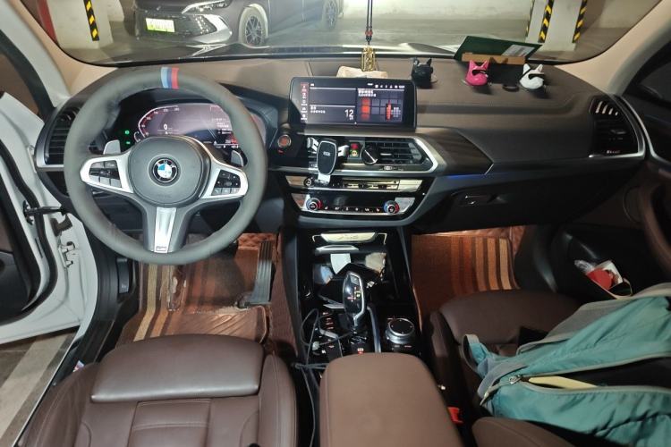 Used BMW X3 2021 xDrive28i M Sport Package Center Console