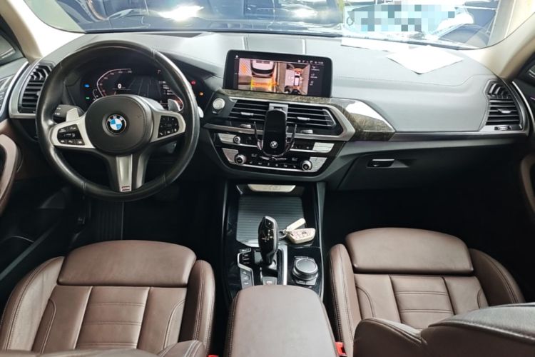 Used BMW X3 2021 xDrive30i Luxury Model with M Sport Package Center Console