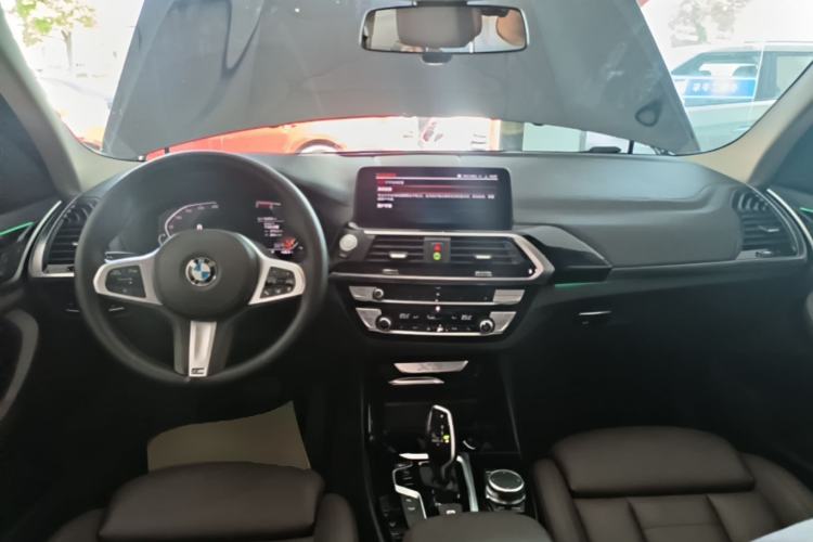 Used BMW X3 2021 xDrive25i M Sport Package Center Console
