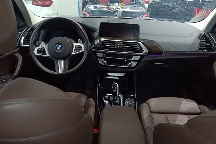 Used BMW X3 2021 Restyled xDrive30i Leading Edition M Sport Package Center Console