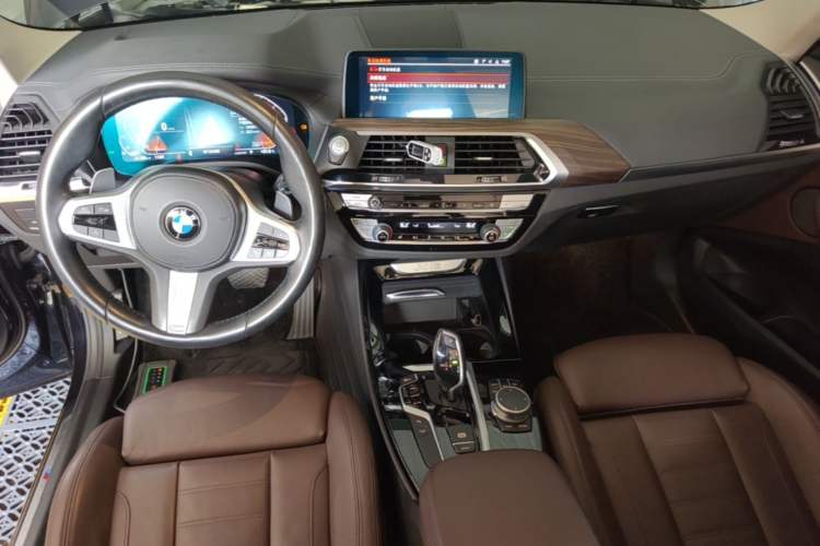 Used BMW X3 2021 Facelift xDrive28i M Sport Package Center Console