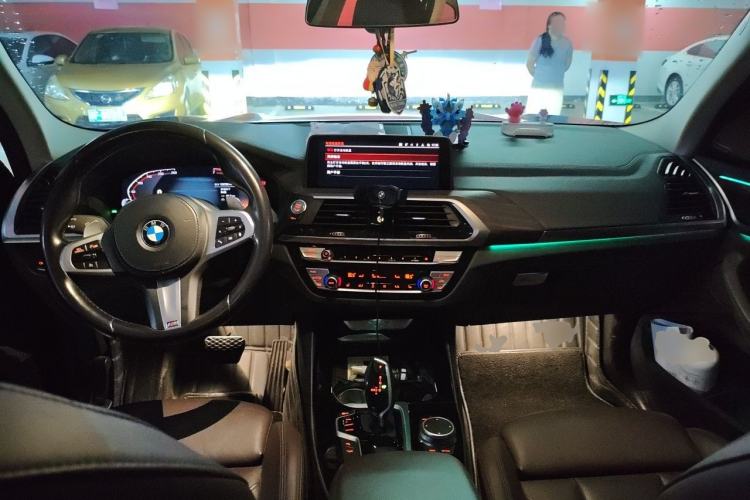 Used BMW X3 2021 xDrive28i M Sport Package Center Console