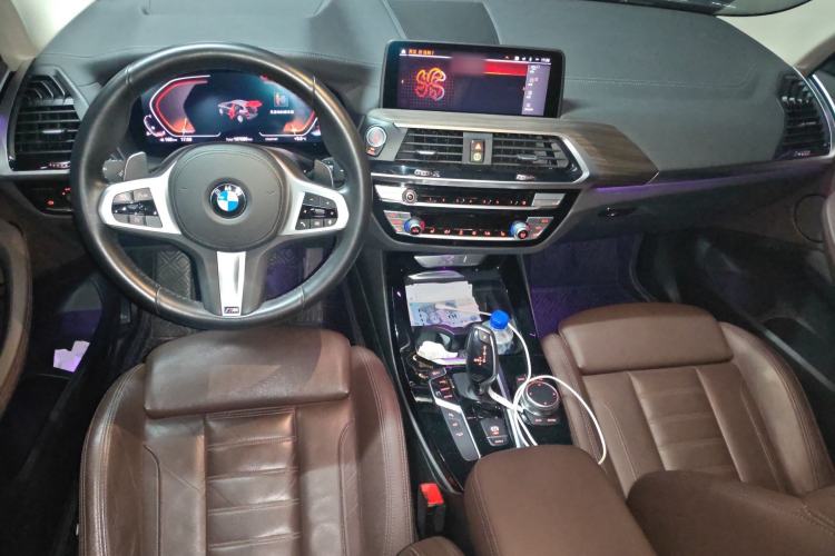 Used BMW X3 2021 xDrive28i M Sport Package Center Console