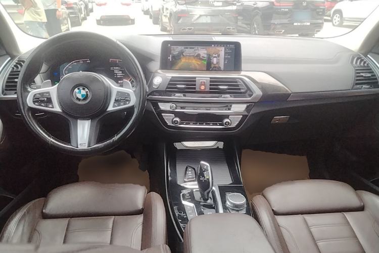 Used BMW X3 2021 xDrive30i Luxury Model with M Sport Package Center Console