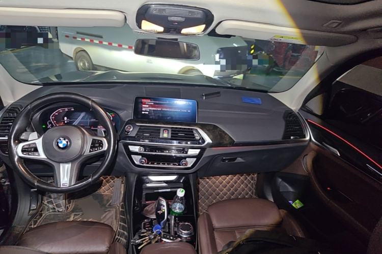 Used BMW X3 2021 xDrive30i Luxury Model with M Sport Package Center Console