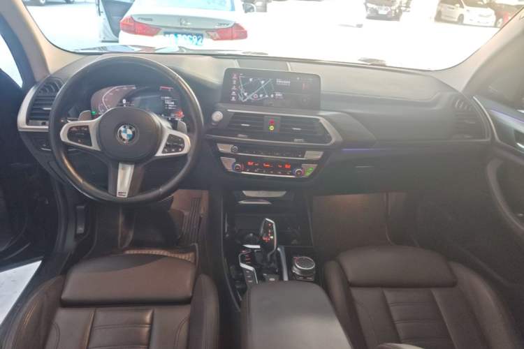 Used BMW X3 2021 xDrive28i M Sport Package Center Console