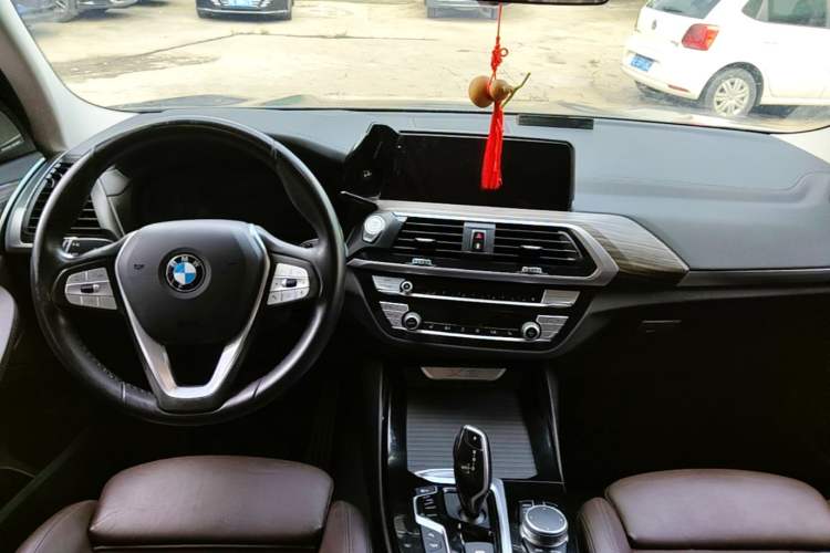 Used BMW X3 2021 Facelift xDrive28i M Sport Package Center Console