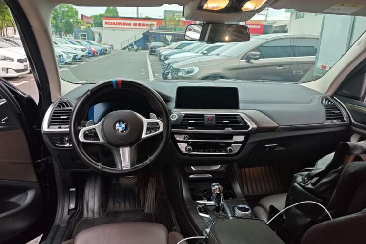 Used BMW X3 2021 Facelift xDrive28i M Sport Package Center Console