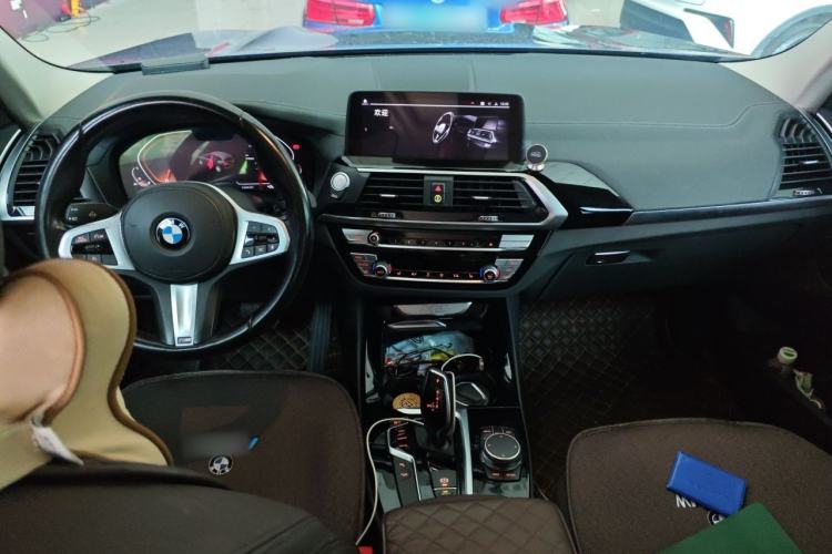 Used BMW X3 2021 xDrive25i M Sport Package Center Console