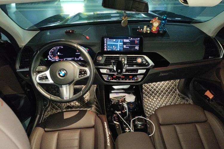 Used BMW X3 2021 xDrive25i M Sport Package Center Console